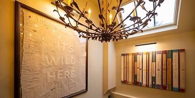 The Writers Retreat - 5 Beds Parking Much More