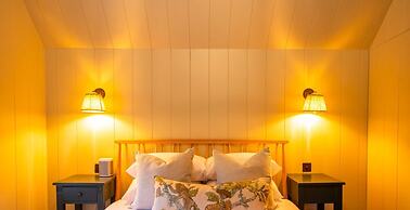 The Writers Retreat - 5 Beds Parking Much More