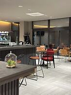 Boutique Hotel The Roots