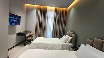 Boutique Hotel The Roots