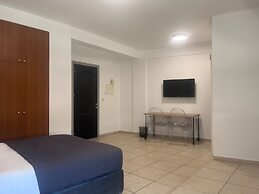 Phaedrus Living: Hoopoe Residencies 202