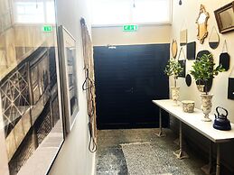 Phaedrus Living: Hoopoe Residencies 202