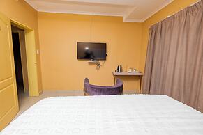 WoodMead Guest House & Events