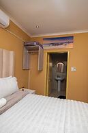 WoodMead Guest House & Events