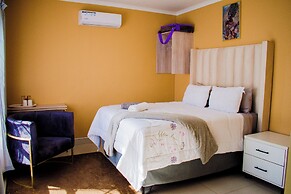 WoodMead Guest House & Events