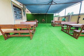 WoodMead Guest House & Events