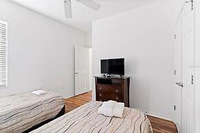 Grand Executive Deluxe 4BR Pool Home Near Disney Parks