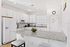 Grand Executive Deluxe 4BR Pool Home Near Disney Parks