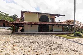 Autenthico Sajonia Hotel Aeropuerto