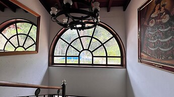 Autenthico Sajonia Hotel Aeropuerto