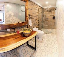 Autenthico Sajonia Hotel Aeropuerto