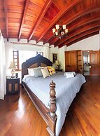 Autenthico Sajonia Hotel Aeropuerto