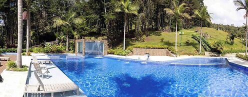 Autenthico Sajonia Hotel Aeropuerto