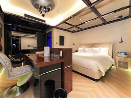 Space Design Hotel