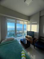 Condo Resort 1 Br by Rosenda B.