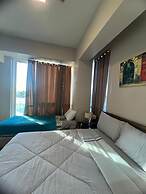 Condo Resort 1 Br by Rosenda B.