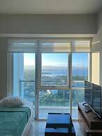 Condo Resort 1 Br by Rosenda B.