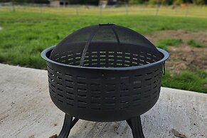 Equestrian Retreat - Sleeps 6 & Bbq