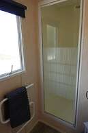 Equestrian Retreat - Sleeps 6 & Bbq