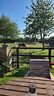 Equestrian Retreat - Sleeps 6 & Bbq