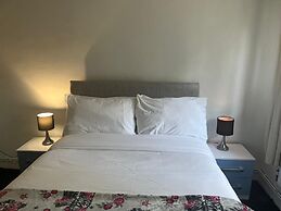 The Lambeth Apartment