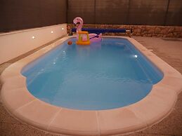 Cosy Apartment Shadesofblue M&M With Private Pool