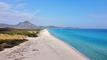 Villas with private pool in Costa Rei