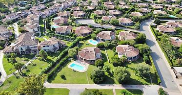 Villas with private pool in Costa Rei