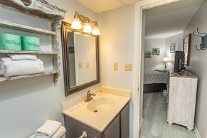 Royal Garden Resort 511 2 Bedroom Condo by RedAwning