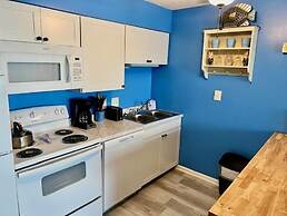 Royal Garden Resort 511 2 Bedroom Condo by RedAwning