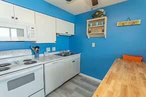 Royal Garden Resort 511 2 Bedroom Condo by RedAwning