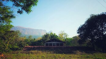 Devigiri Home Stay and Resort