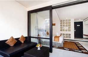 The Kanjeng Suites Kuta Galeria - Bali