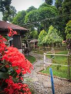 Hotel Tharu Garden