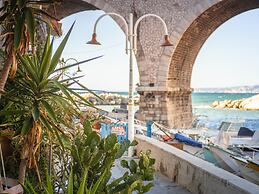 Adira Marseille Panier