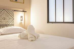 Adira Marseille Panier