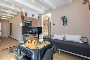 Adira Marseille Panier