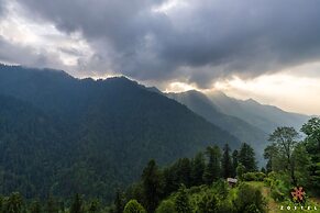 Zostel Shoja - Jibhi