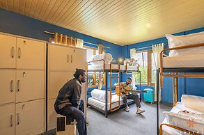 Zostel Shoja - Jibhi