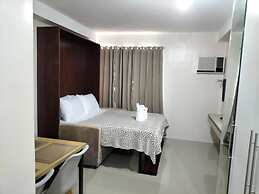 The Persimmon Studios 1233