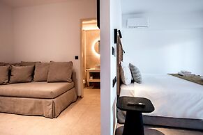 La Maltese Boutique Paros