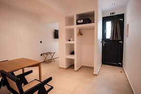 La Maltese Boutique Paros