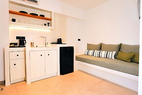 La Maltese Boutique Paros