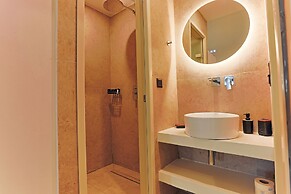 La Maltese Boutique Paros