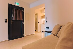 La Maltese Boutique Paros