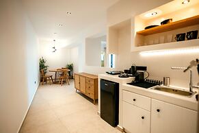 La Maltese Boutique Paros