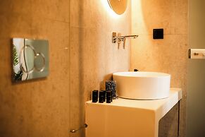 La Maltese Boutique Paros