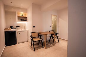 La Maltese Boutique Paros