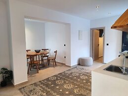 La Maltese Boutique Paros