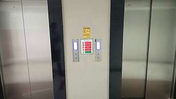 PLUM Dreamscape Bale Hinggil Surabaya